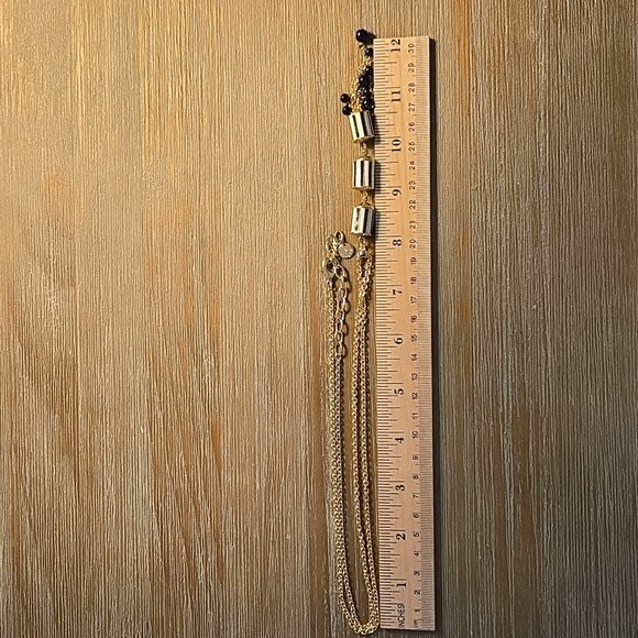 Blue And White Talbot's Pendant & Earrings - Picture 4 of 6